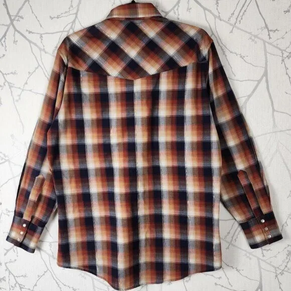 Ely Cattleman Plaid Pearl Snap Western Shirt - Picture 3 of 4